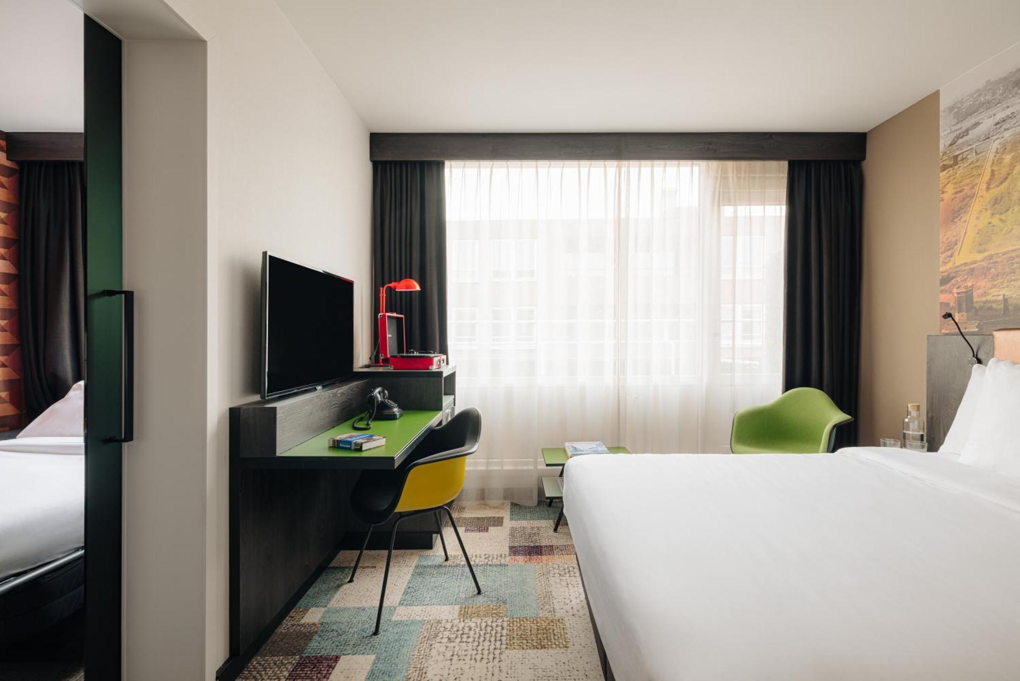 Leonardo Hotel Rotterdam Savoy Hotel 4*