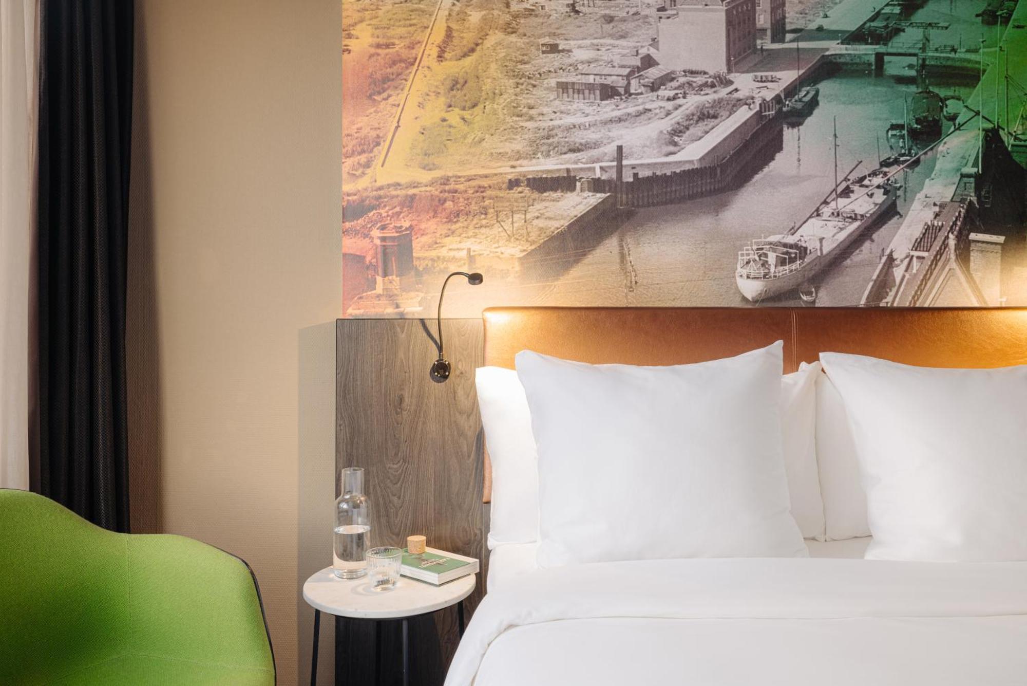 Hotel Leonardo Hotel Rotterdam Savoy 4*