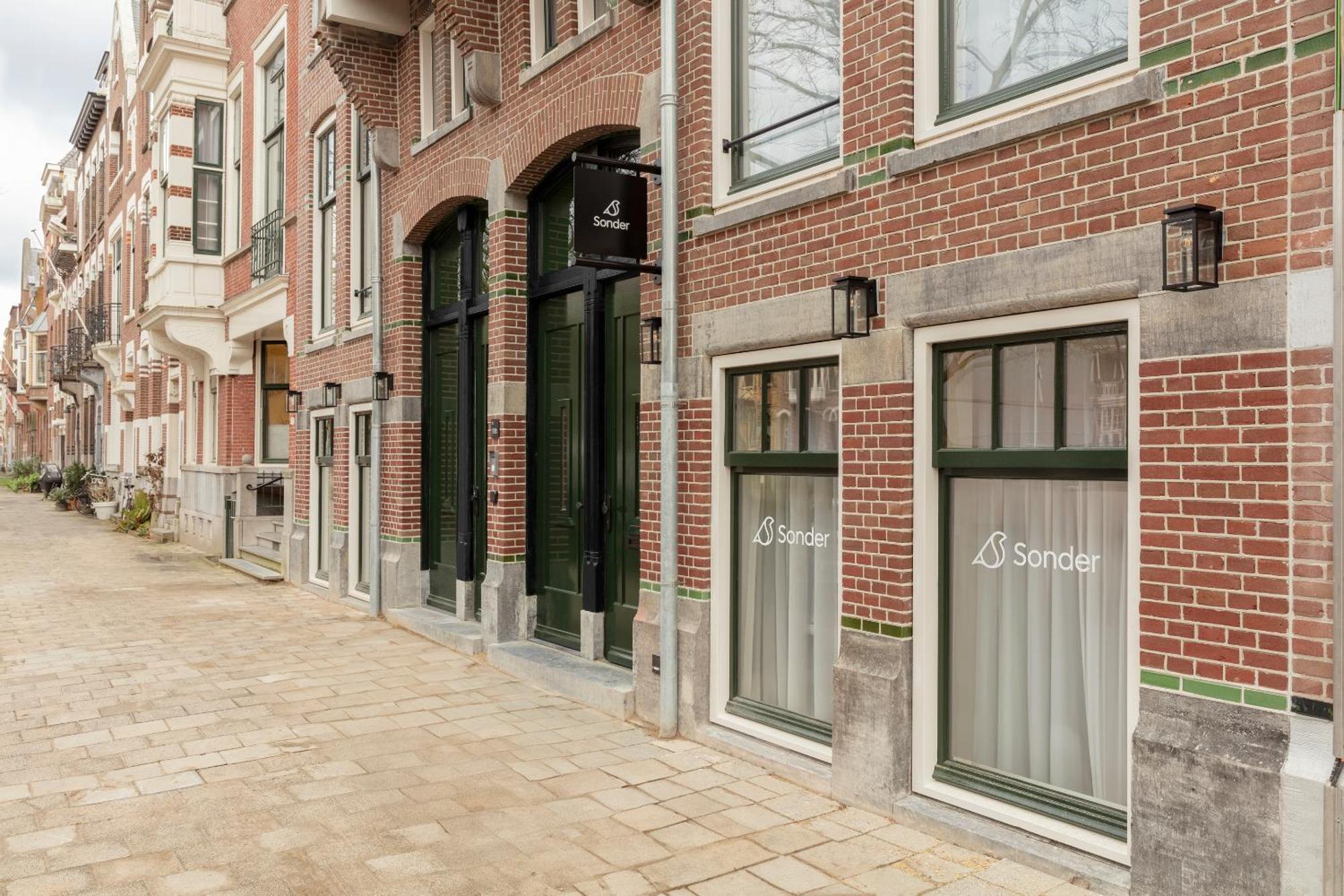 Hotel Sonder Middelland *