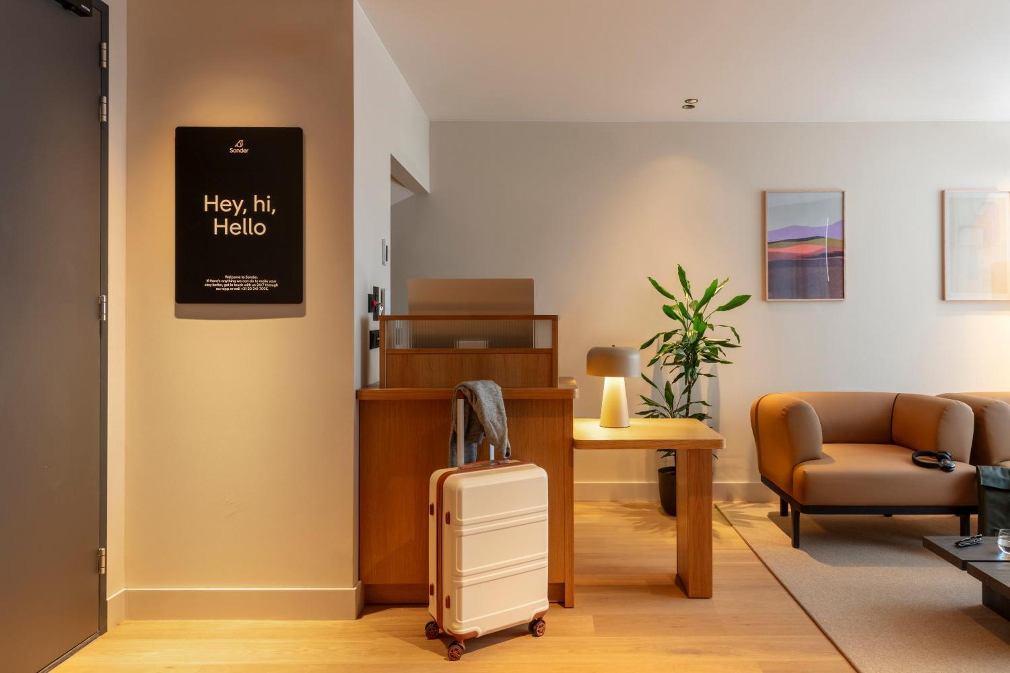 Sonder Middelland Hotel