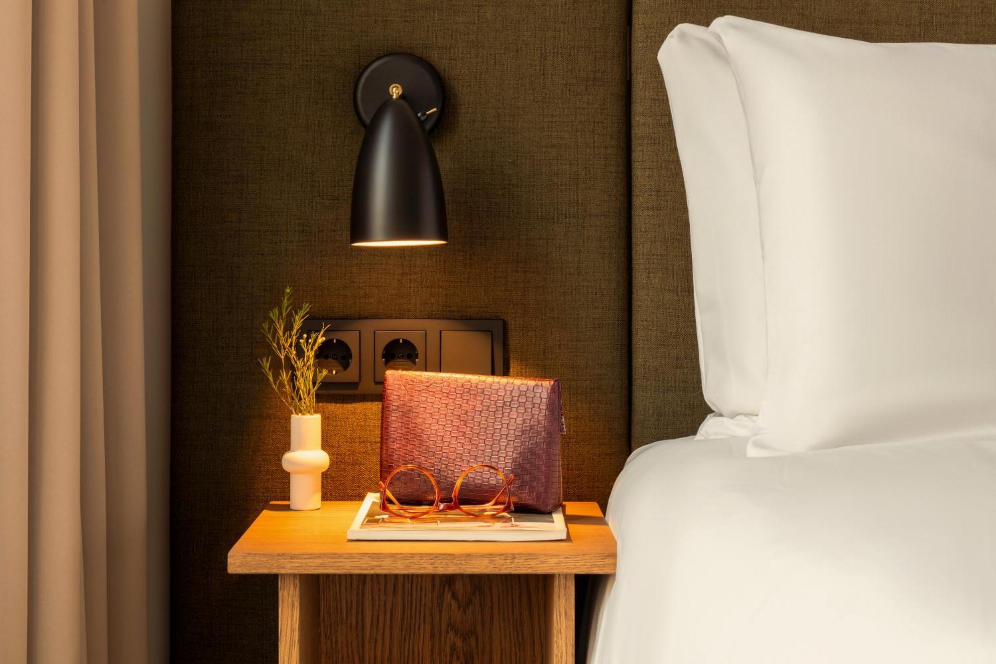 Sonder Middelland Hotel