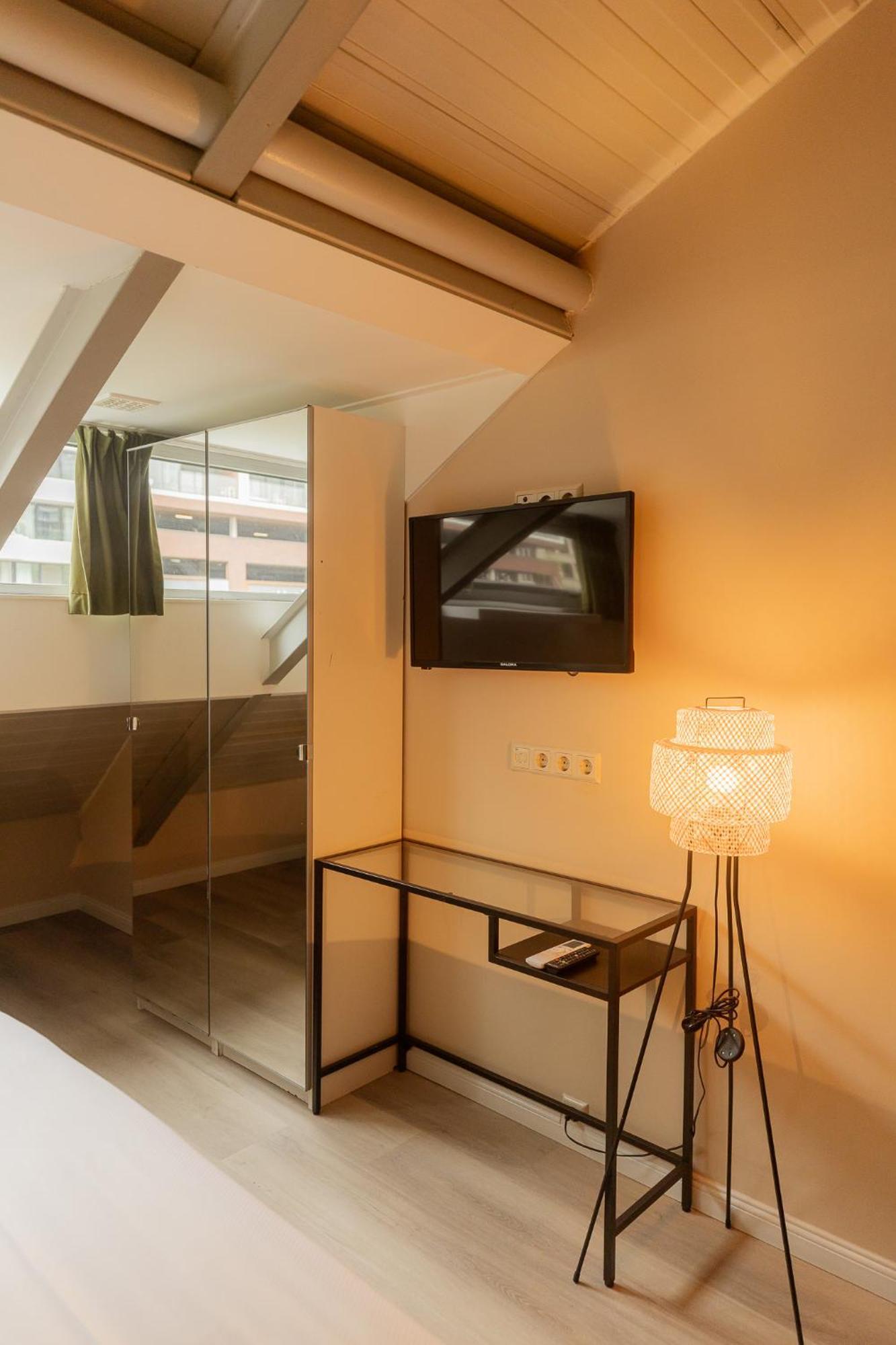 Hotel Floats By H2otel 3*