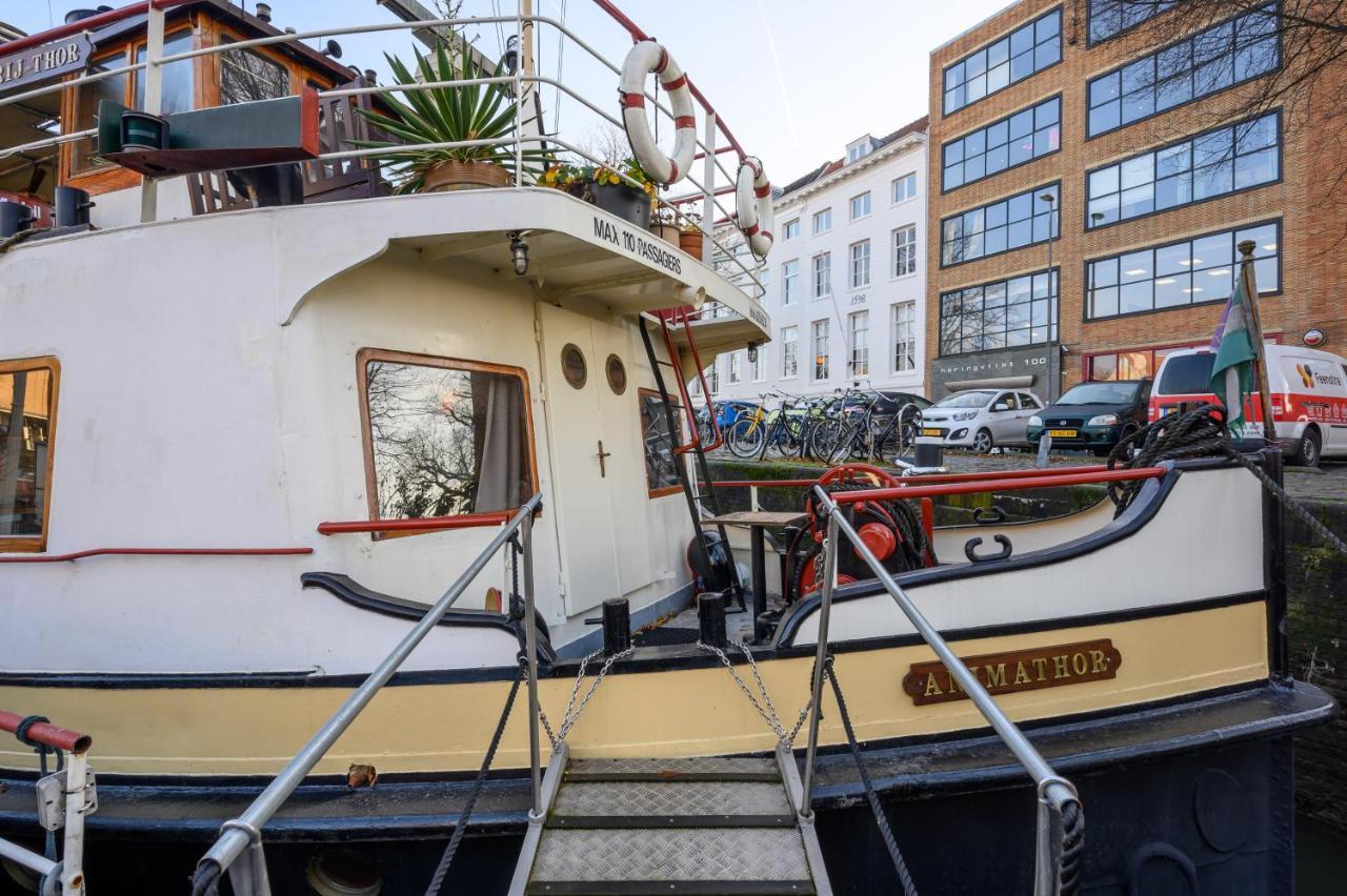Boatapartment Animathor On Location Bateau-hôtel