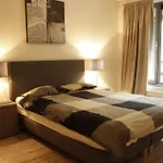 Luxury Center Two-Bedroom Apartment With Private Parking *Non Smoking*