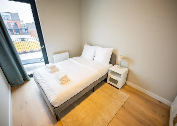 Breathtaking 3 Bedroom Apartment Pk6B