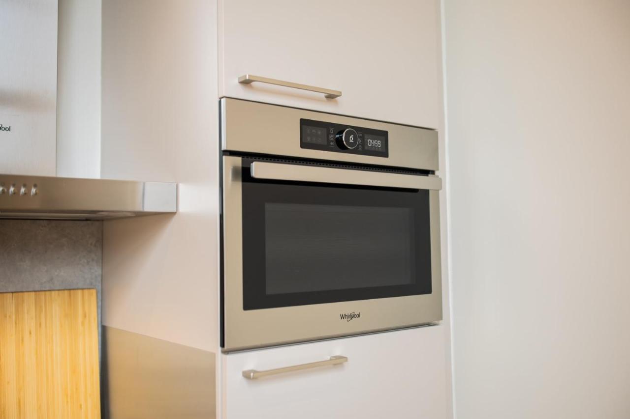 Appartement Breathtaking 3 Bedroom *