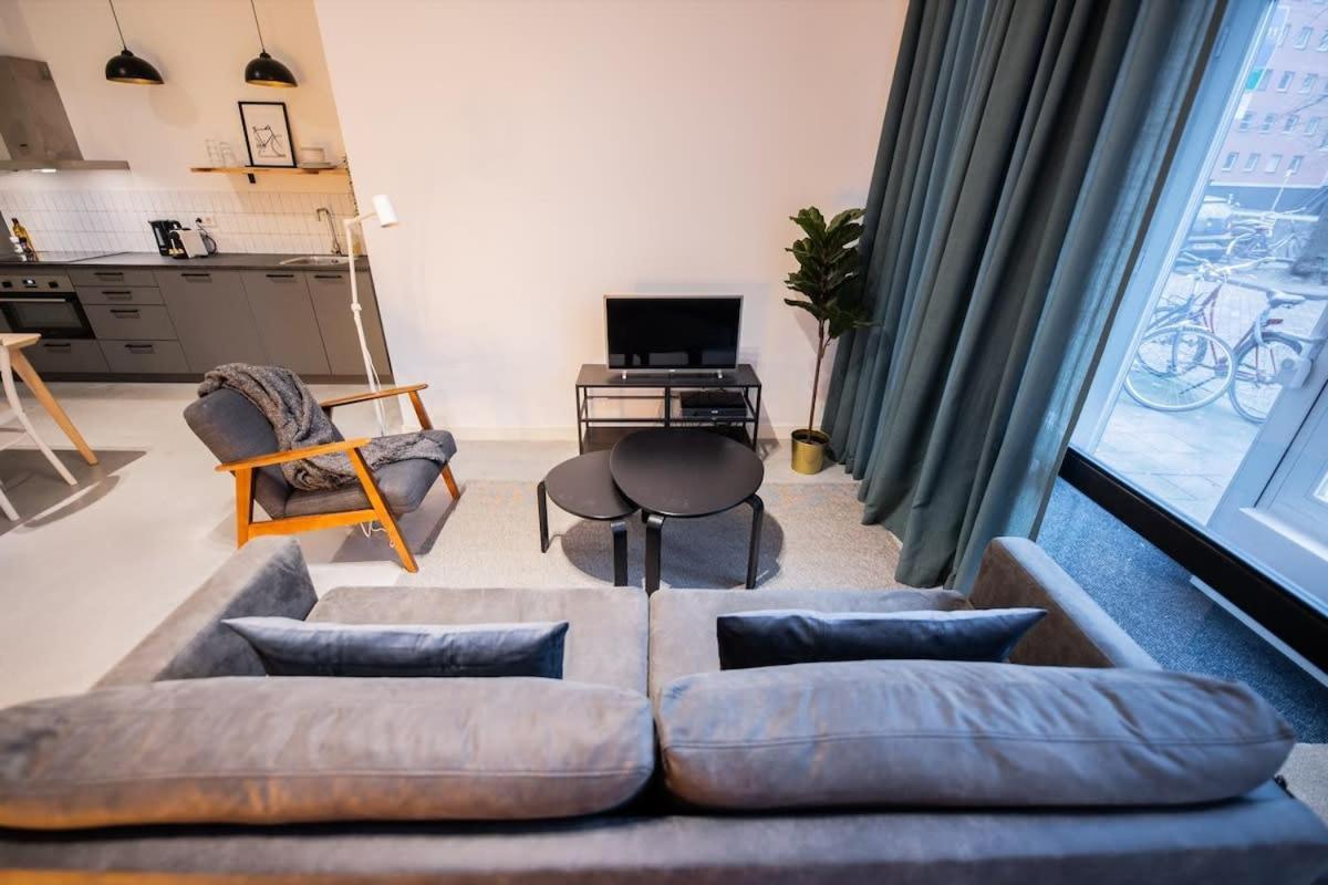 Warm 2 Bedroom Serviced 59m2 -lk21- Appartement