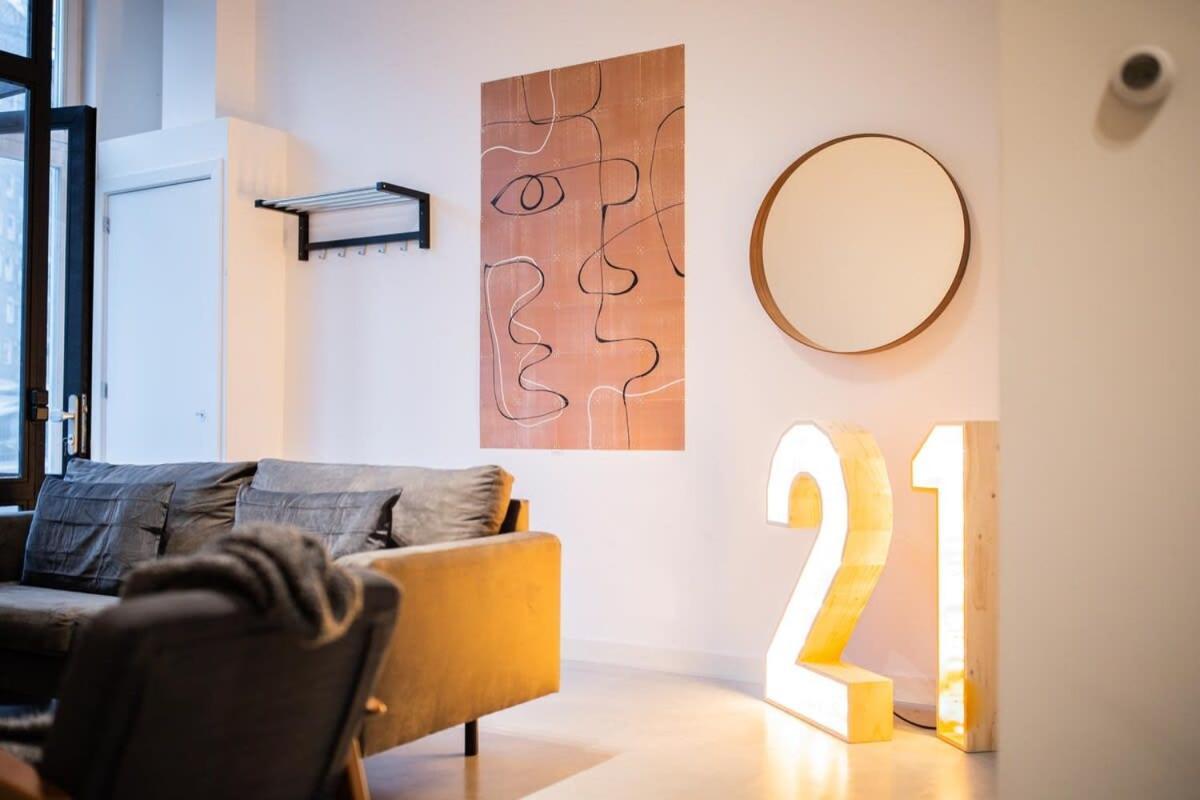 Warm 2 Bedroom Serviced 59m2 -lk21- * Rotterdam
