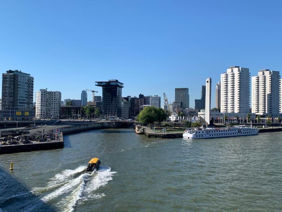 Appartement Stunning View Apt Free Parking