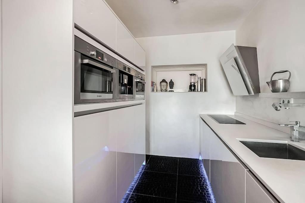 Stunning View Apt Free Parking Appartement