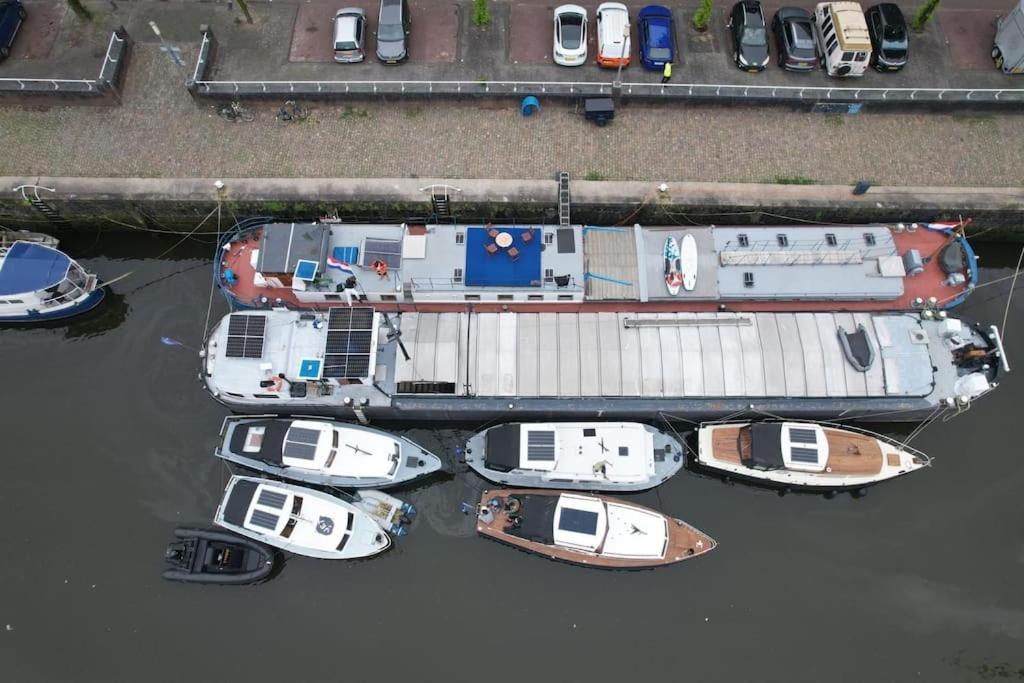 Appartement Bruzer Boat 4-6p Boco Living Marina Rotterdam