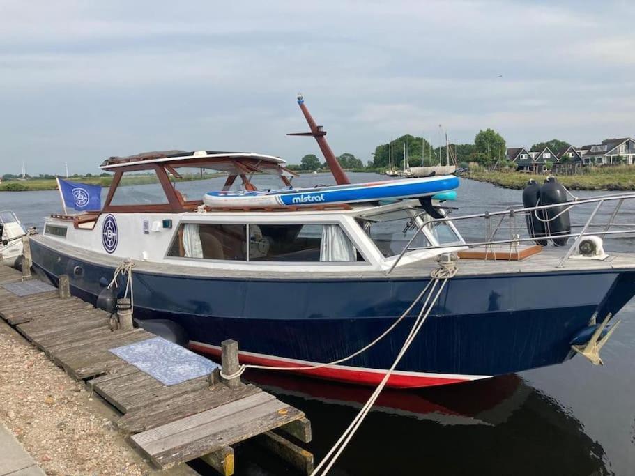 Bruzer Boat 4-6p Boco Living Marina Appartement Rotterdam