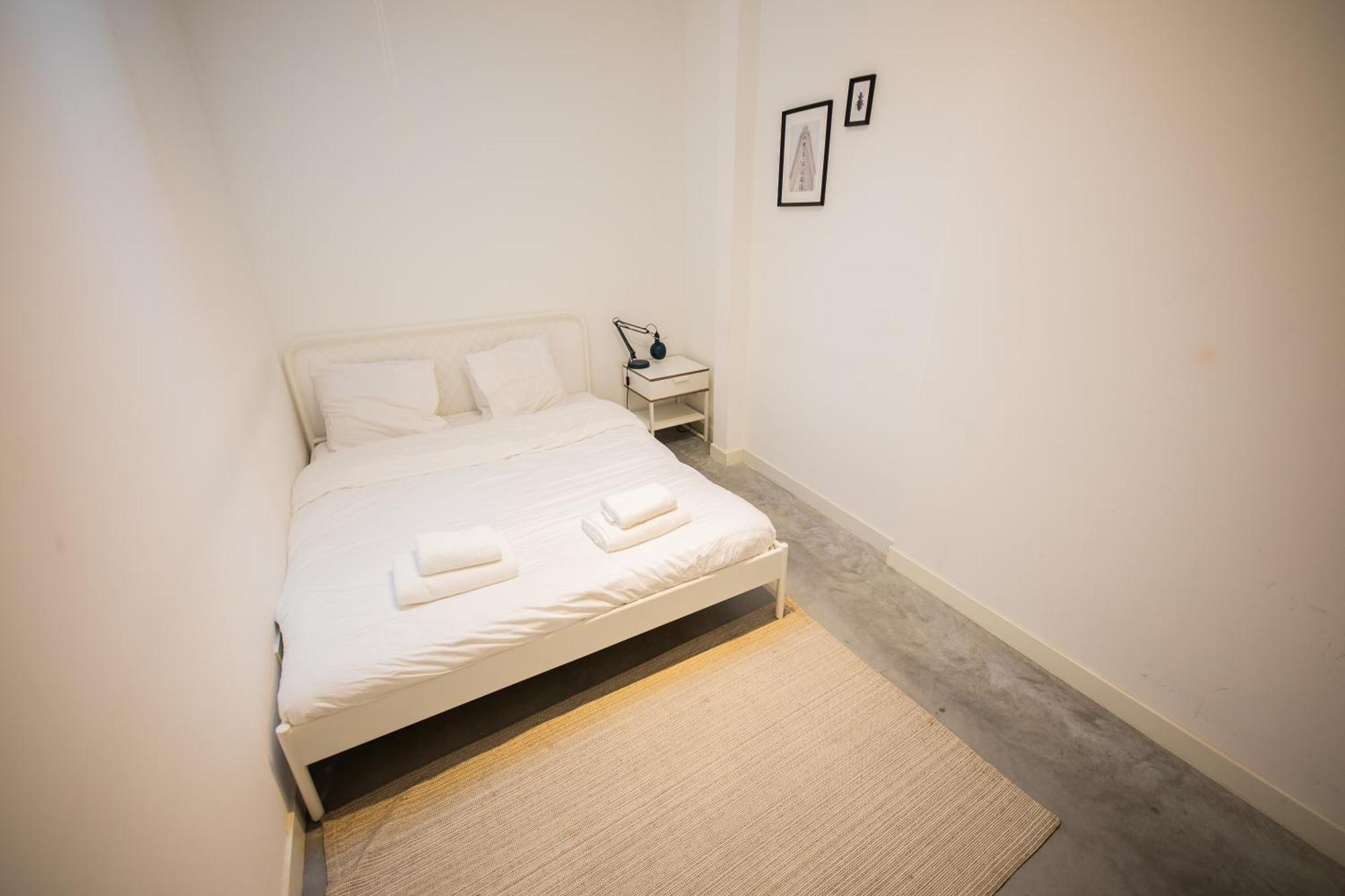 Lh - Lk Two-bedroom Apartment Rotterdam