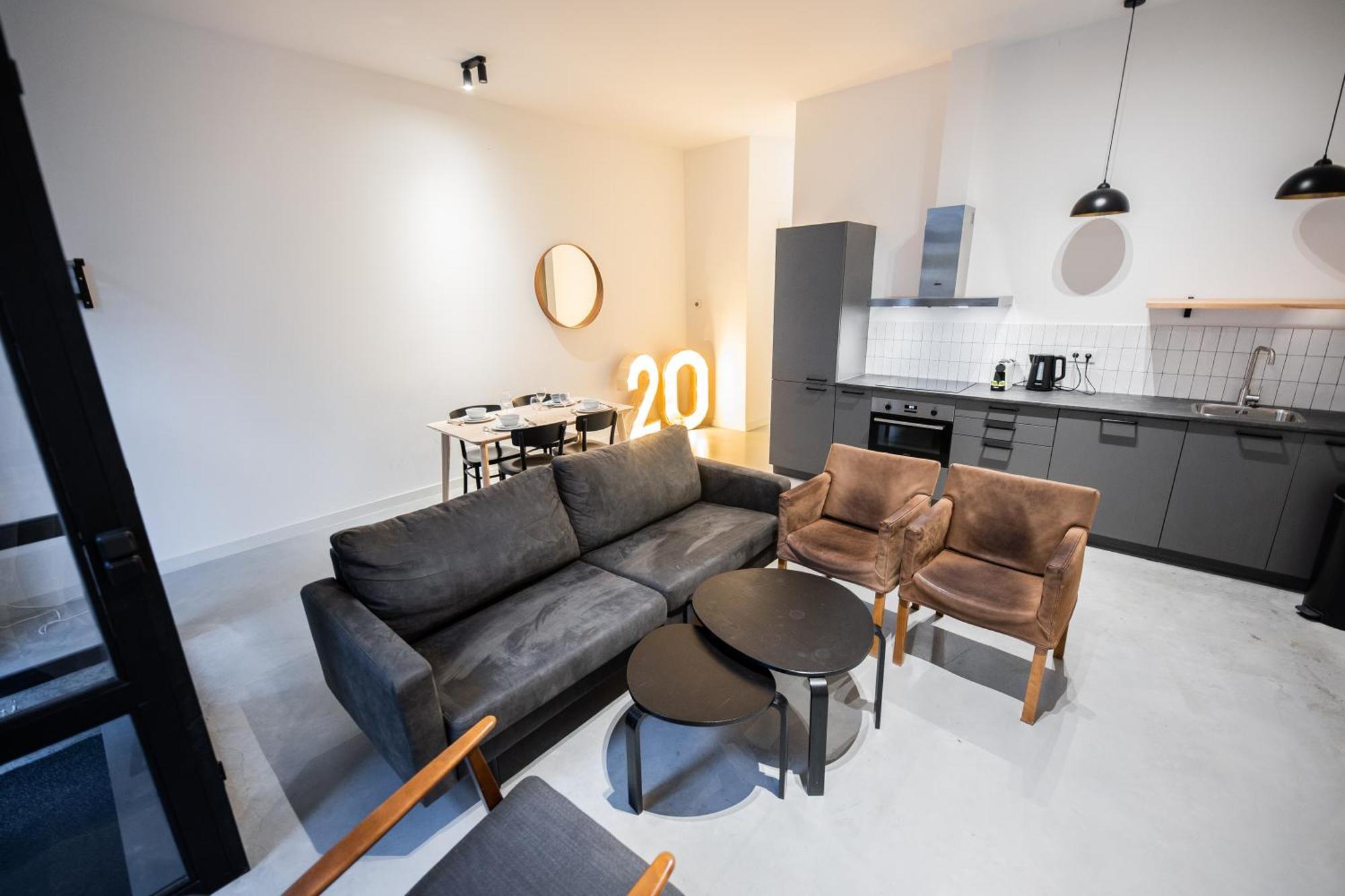 Lh - Lk Two-bedroom Apartment