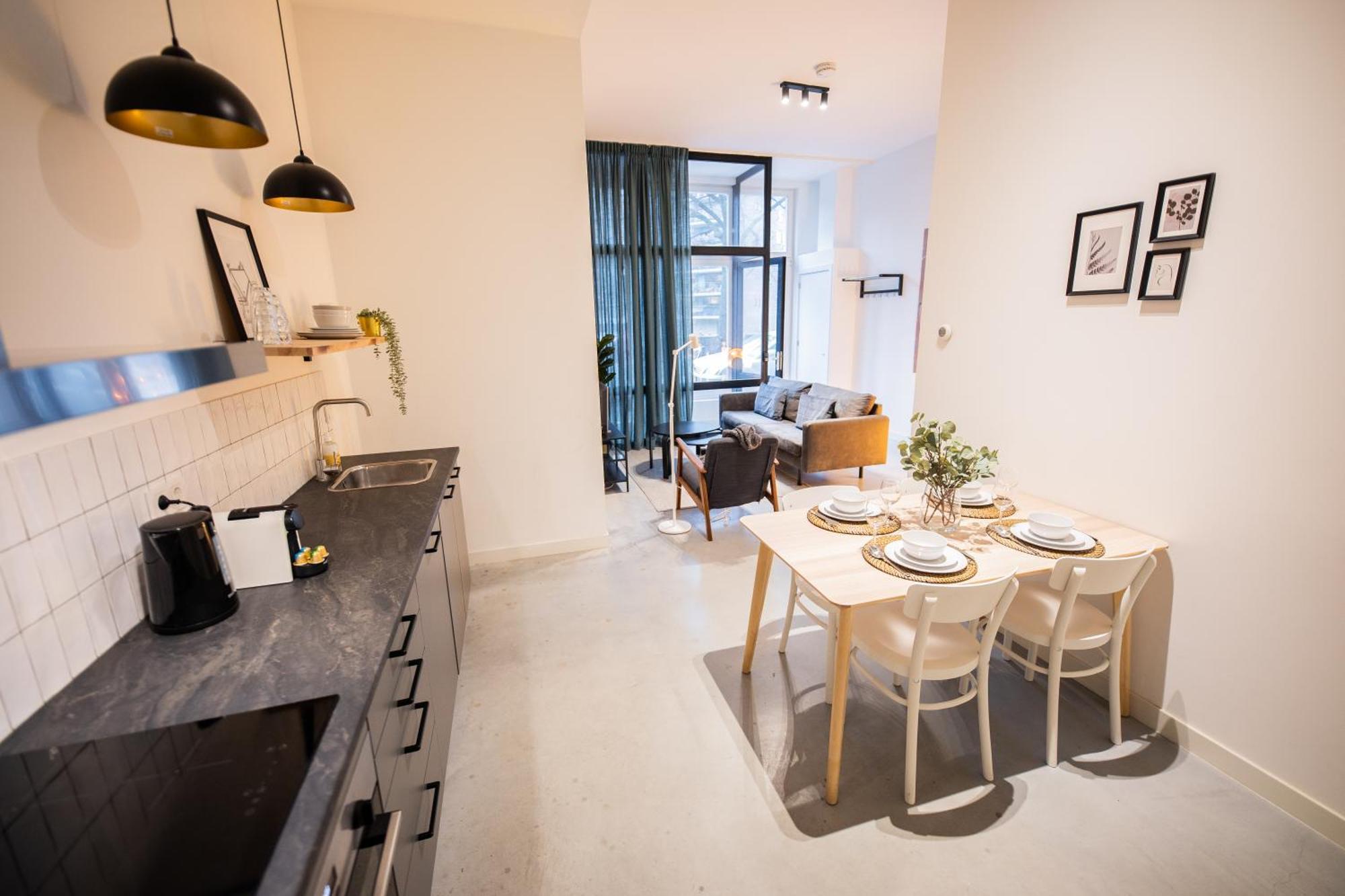 Lh - Lk Two-bedroom Rotterdam