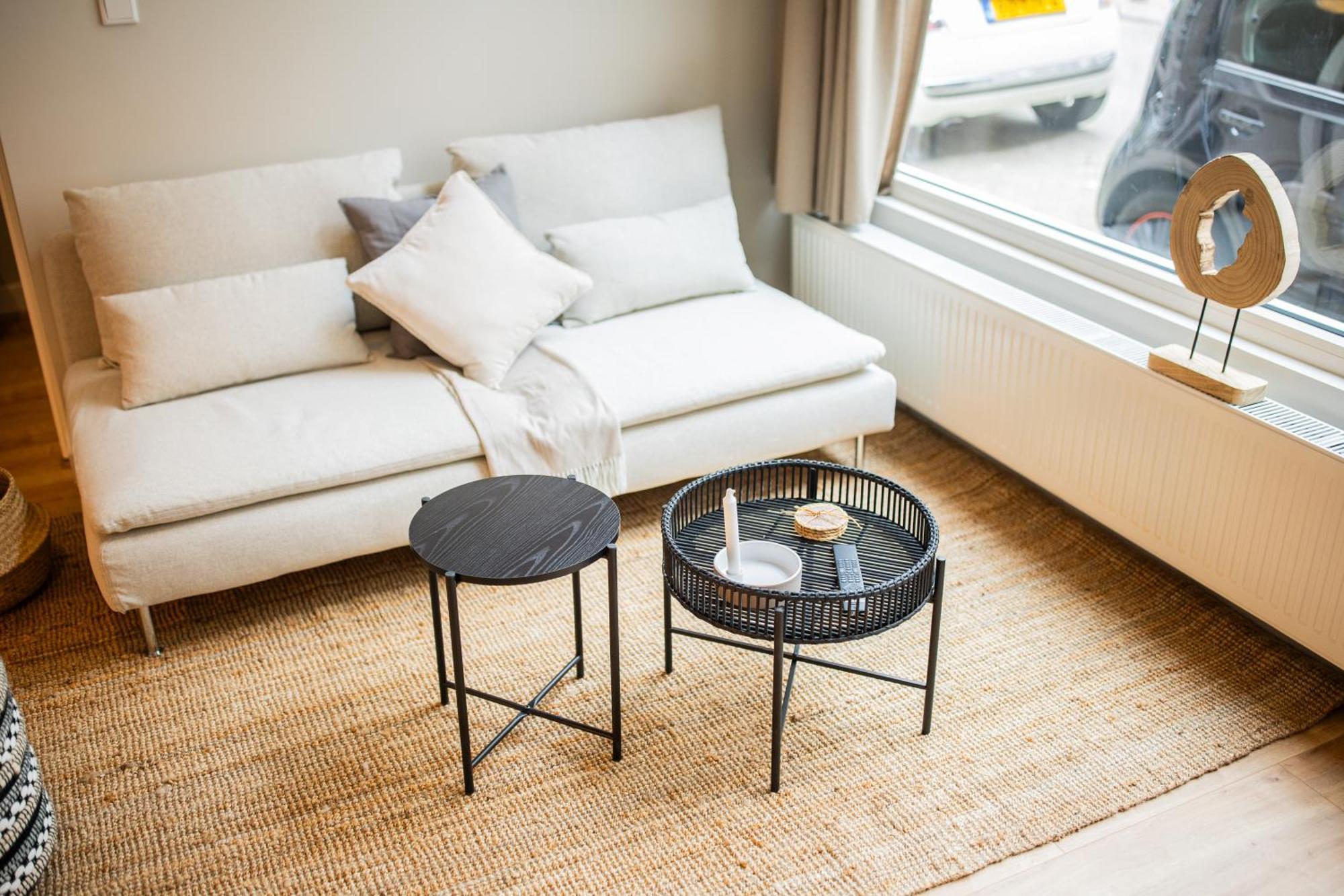Two-bedroom Bs-bsh Apartment *