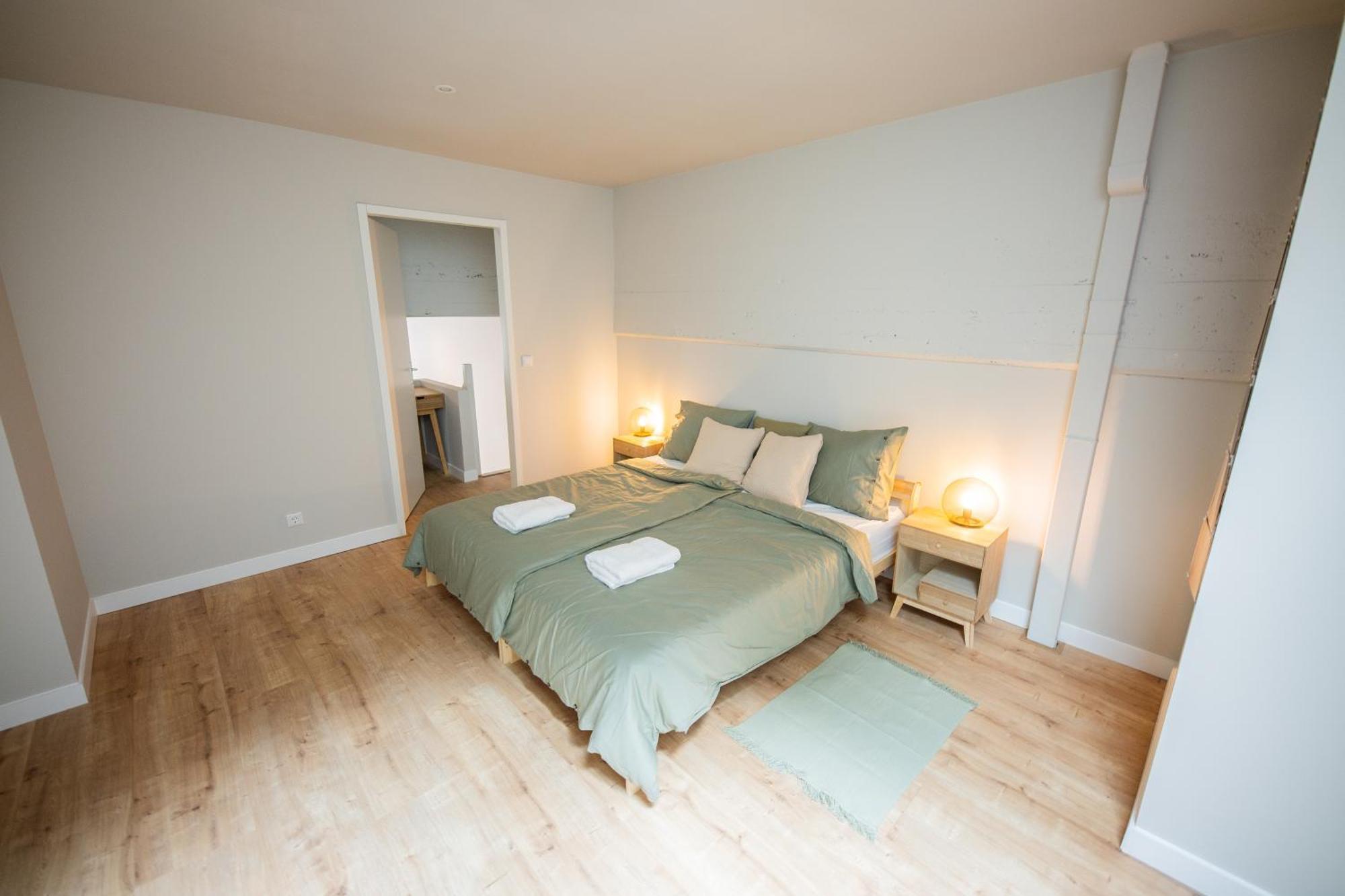 Two-bedroom Bs-bsh Apartment Rotterdam