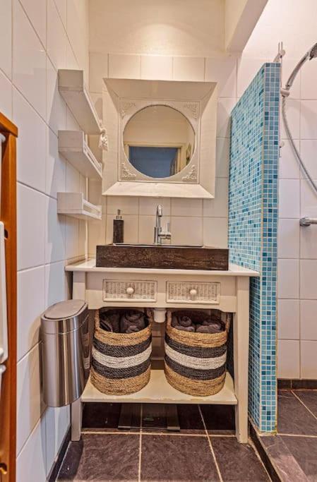 City Loft With Garden Getaway Apartment Rotterdam
