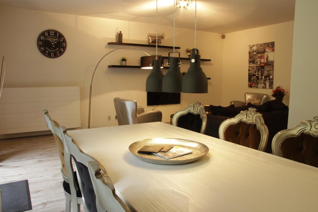 Appartement Luxury Center Two-bedroom With Private Parking *non Smoking* Rotterdam