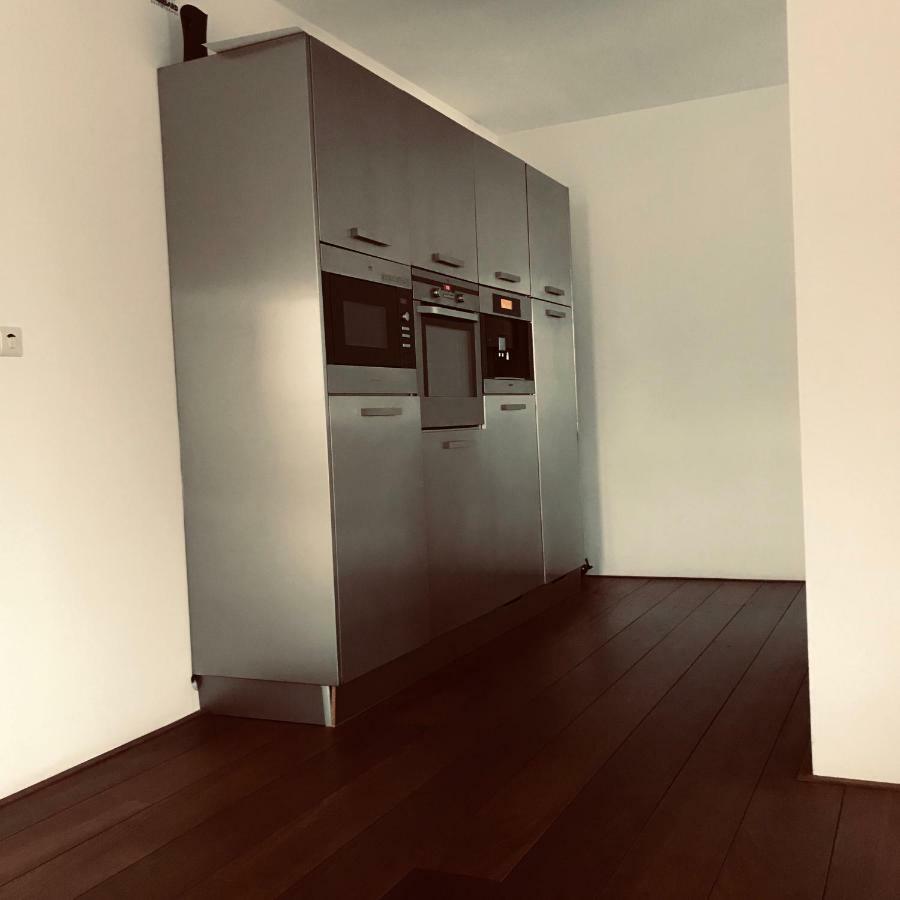 Fiona Apartment Rotterdam