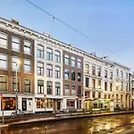 Museum District With Bars And Restaurants