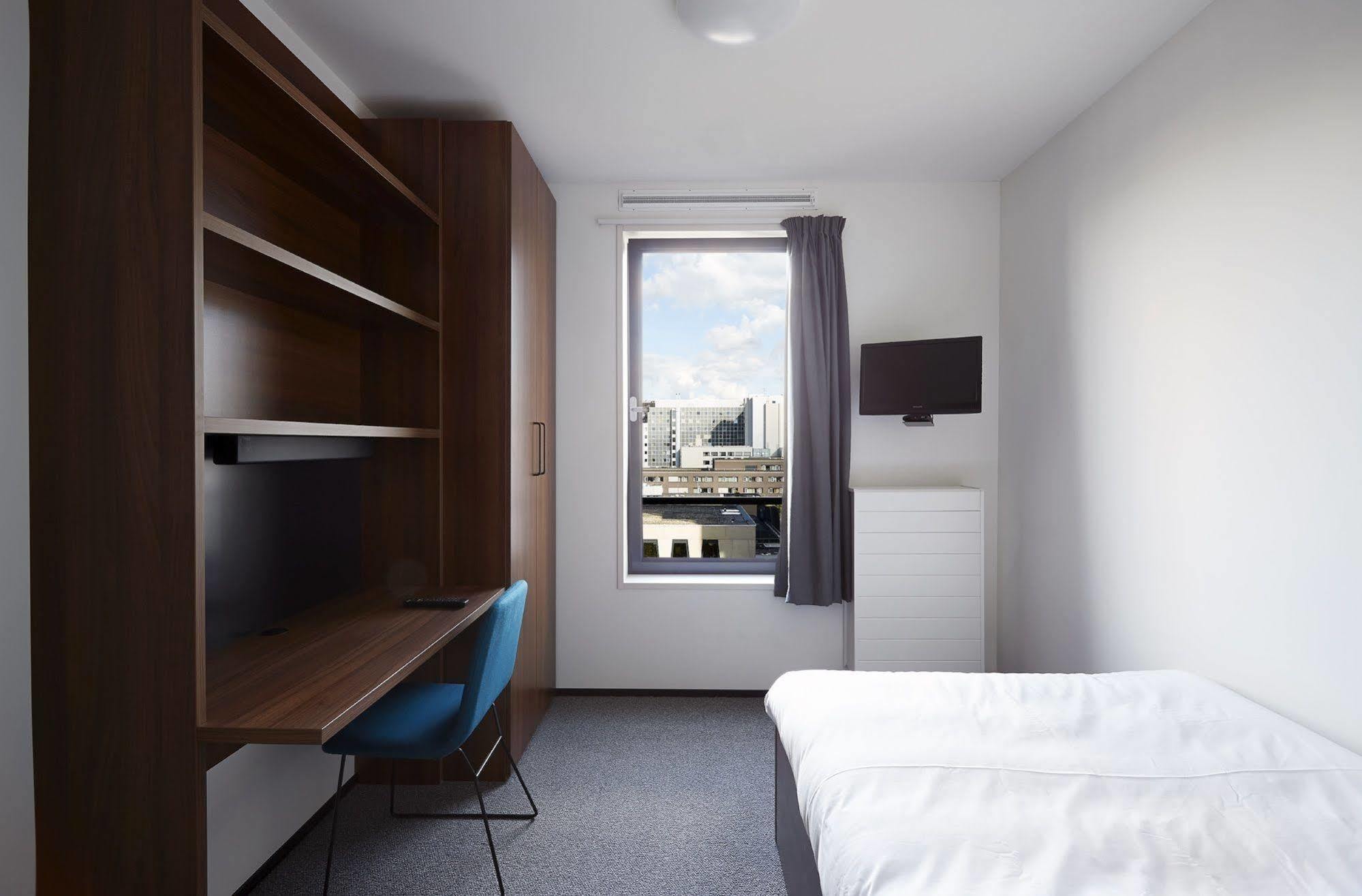 Hotel The Social Hub 3*